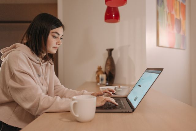 How to Choose an Aged Domain Marketplace in 2026: A Practical Buyer’s Guide