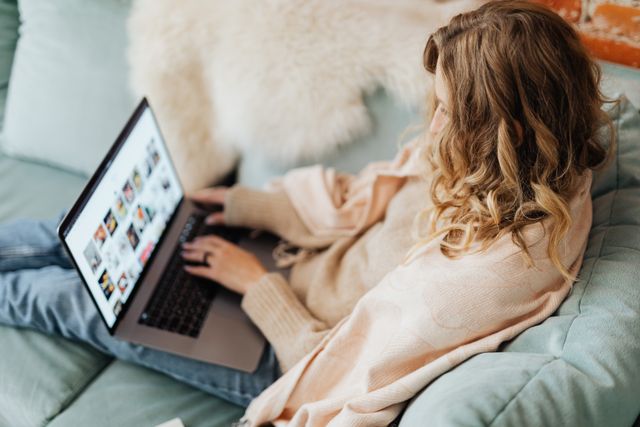 How can you uninstall a web browser on your Mac?